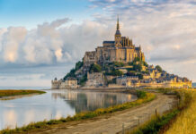 10 Jaw-Droppingly Beautiful Medieval Castles in The World