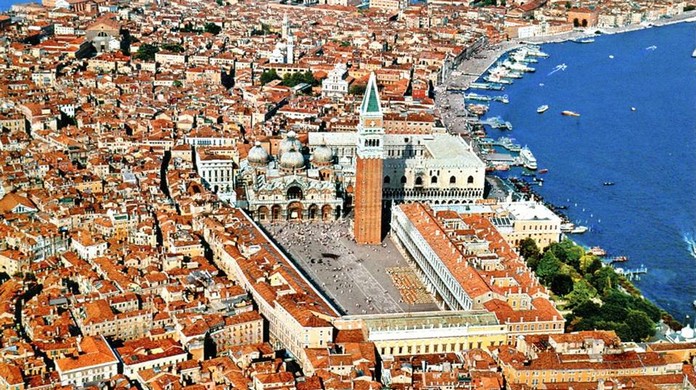 Top 5 Most Beautiful Piazzas In Italy