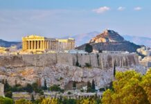10 Fascinating Facts about the Acropolis