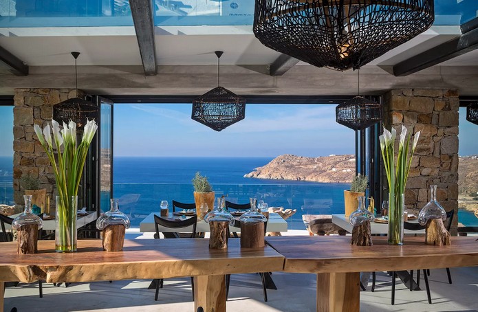 Top 8 Best Luxury Hotels in Mykonos
