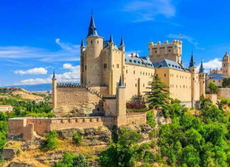 Top 10 Historic Castles in Spain You Must Visit at Least Once
