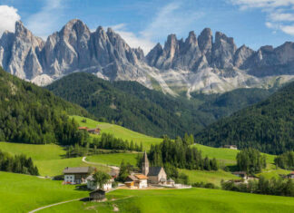 10 Best Places to Visit in the Dolomites, Italy