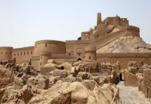 Top 10 Oldest Castles in the World