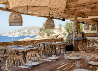 Top 10 Ultra-Luxury Beach Clubs in the Mediterranean You Must Experience