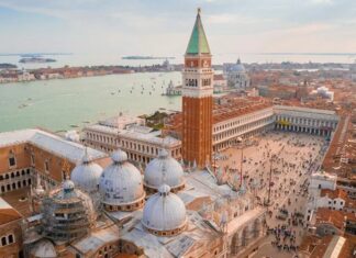 10 Best Places to Visit in Venice, Italy
