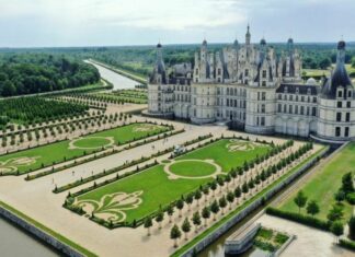 9 Most Important Monuments in France
