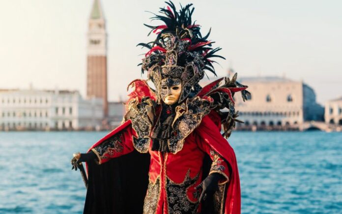 Top 5 Historical Masks of the Venice Carnival and Their Hidden Meaning