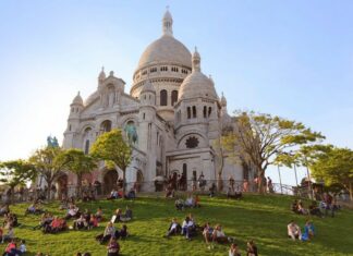 Top 9 Best Places to Visit in Paris