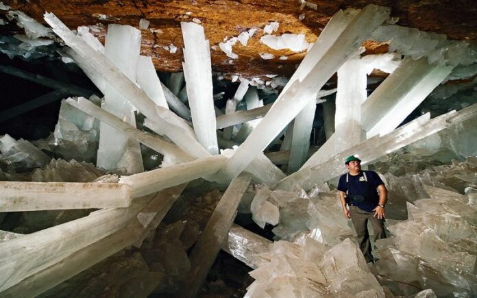 Top 10 Most Beautiful Caves in the World